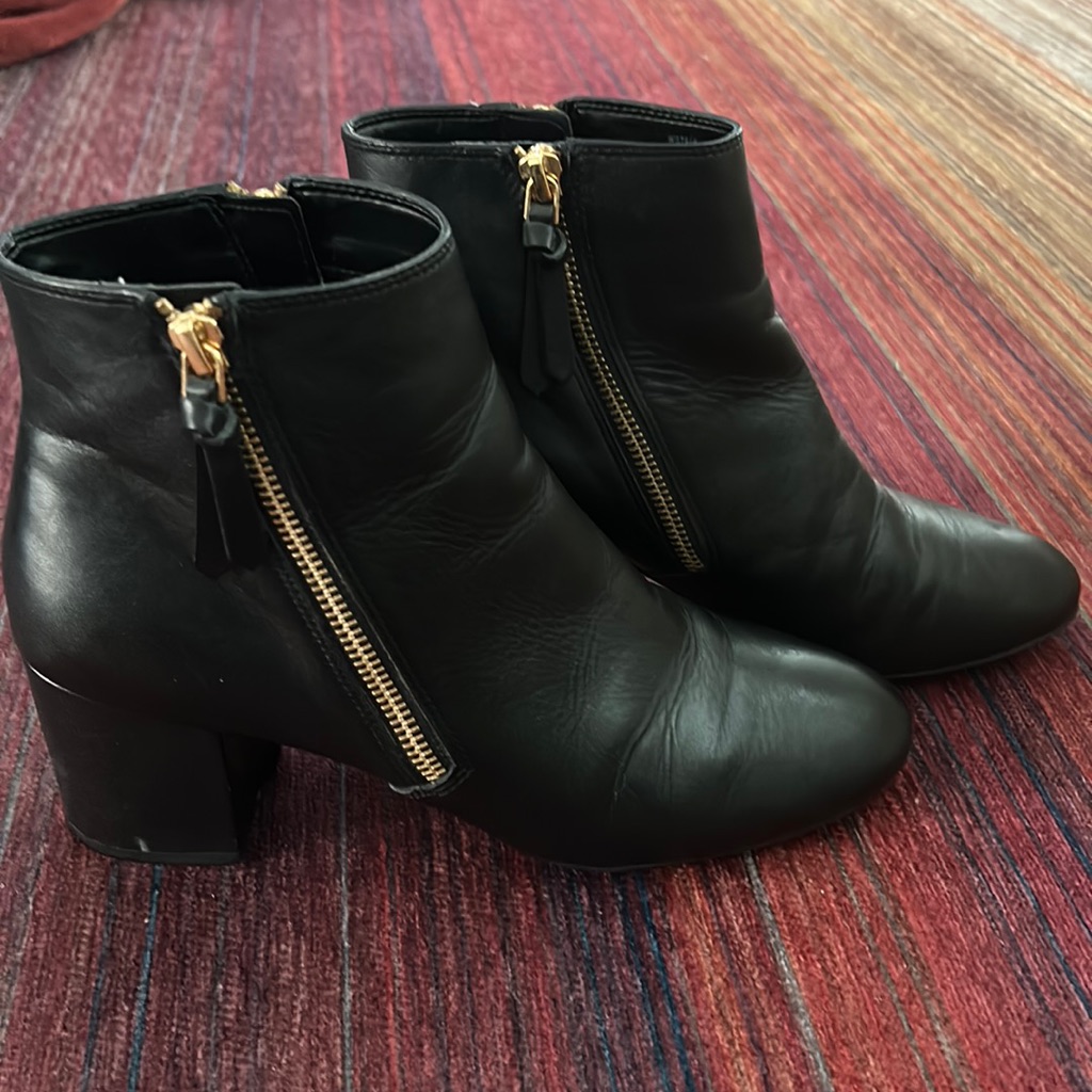 Cole Haan Saylor Grand Bootie Ii W07948 Womens Black Ankle Boots Size 7 1/2